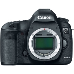 【クリックでお店のこの商品のページへ】デジタル一眼レフカメラ EOS 5D Mark III・ボディー 5260B001