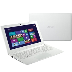 ASUS ノートPC X200CA ホワイト 初期化済み ケースおまけ付 ASUS TeK ASUS X200MA （Windows 8.1 with Bing 64bit/Celeron N2830