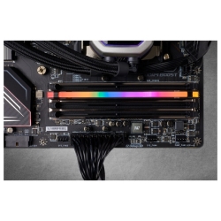 コルセア DDR4 3200MHz 8GBx1 DIMM Unbuffered 16-18-18-36 VENGEANCE RGB PRO 1.35V for AMD CMW8GX4M1Z3200C16 コルセア DDR4 3200MHz 8GBx1 DIMM Unbuffered 16-18-18-36 VENGEANCE RGB PRO 1.35V for AMD CMW8GX4M1Z3200C16