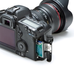 サンワサプライ SDXC用CF変換アダプタ ADR-SDCF1N サンワサプライ SDXC用CF変換アダプタ ADR-SDCF1N